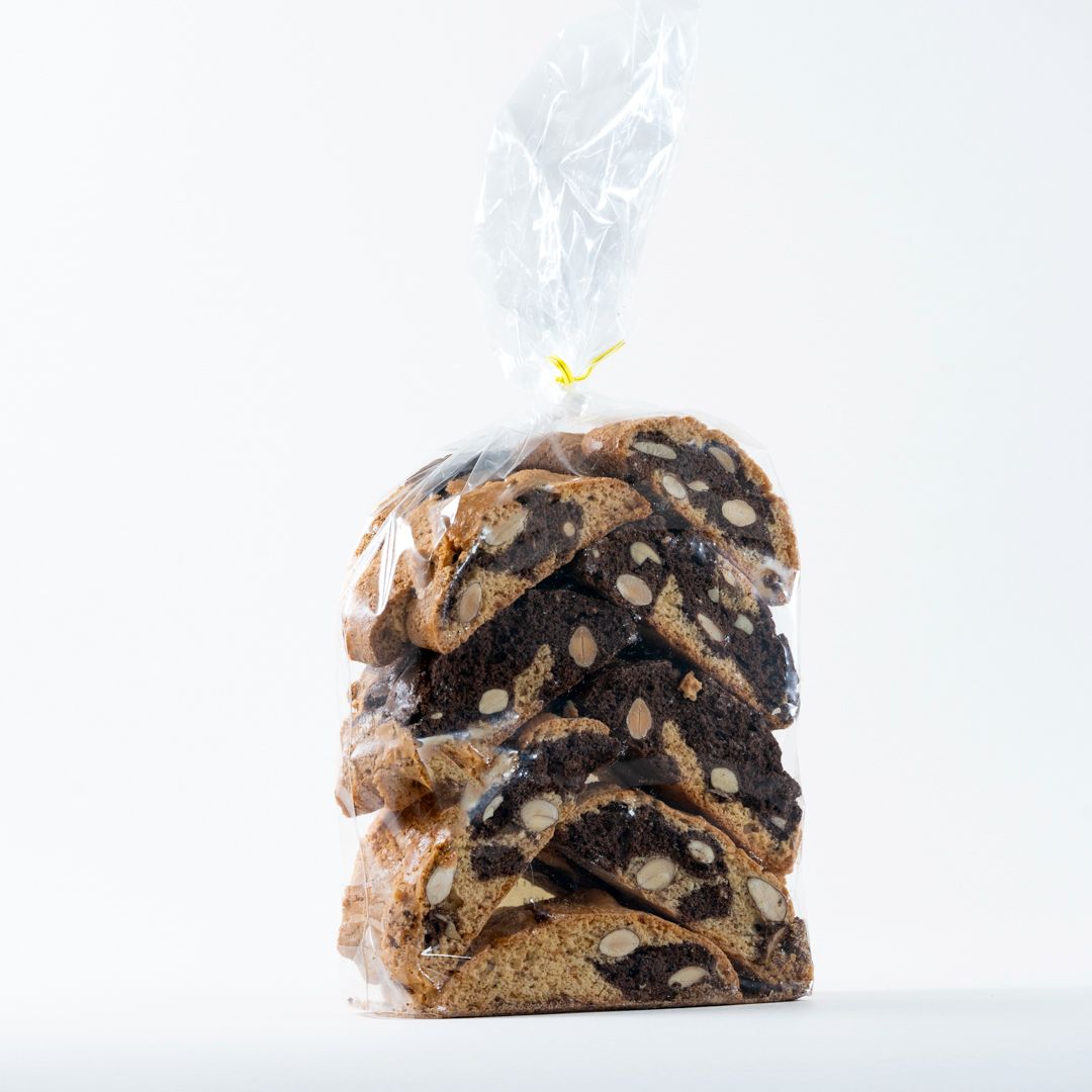 Biscotti variegati alle mandorle
